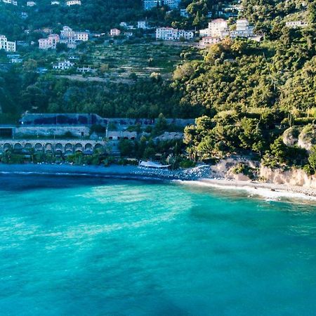 Locanda Baia Beniamin Grimaldi  Bagian luar foto
