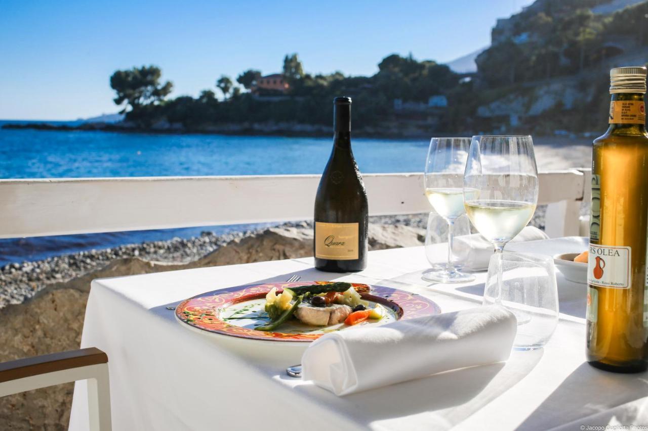 Locanda Baia Beniamin Grimaldi  Bagian luar foto
