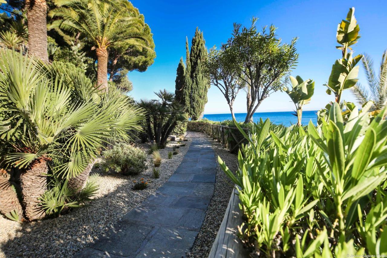 Locanda Baia Beniamin Grimaldi  Bagian luar foto