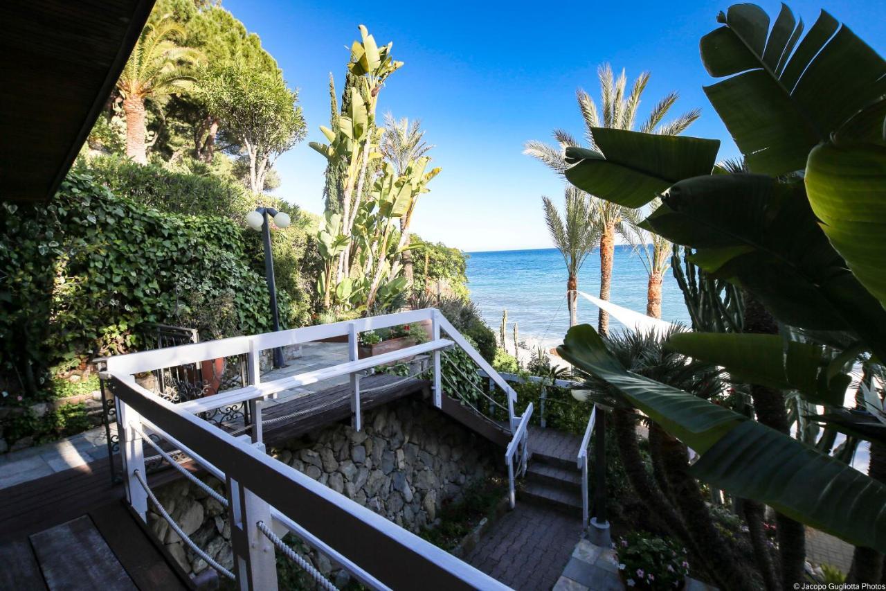 Locanda Baia Beniamin Grimaldi  Bagian luar foto