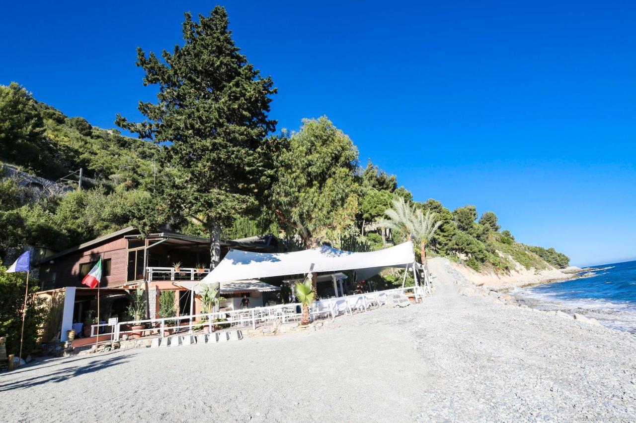 Locanda Baia Beniamin Grimaldi  Bagian luar foto