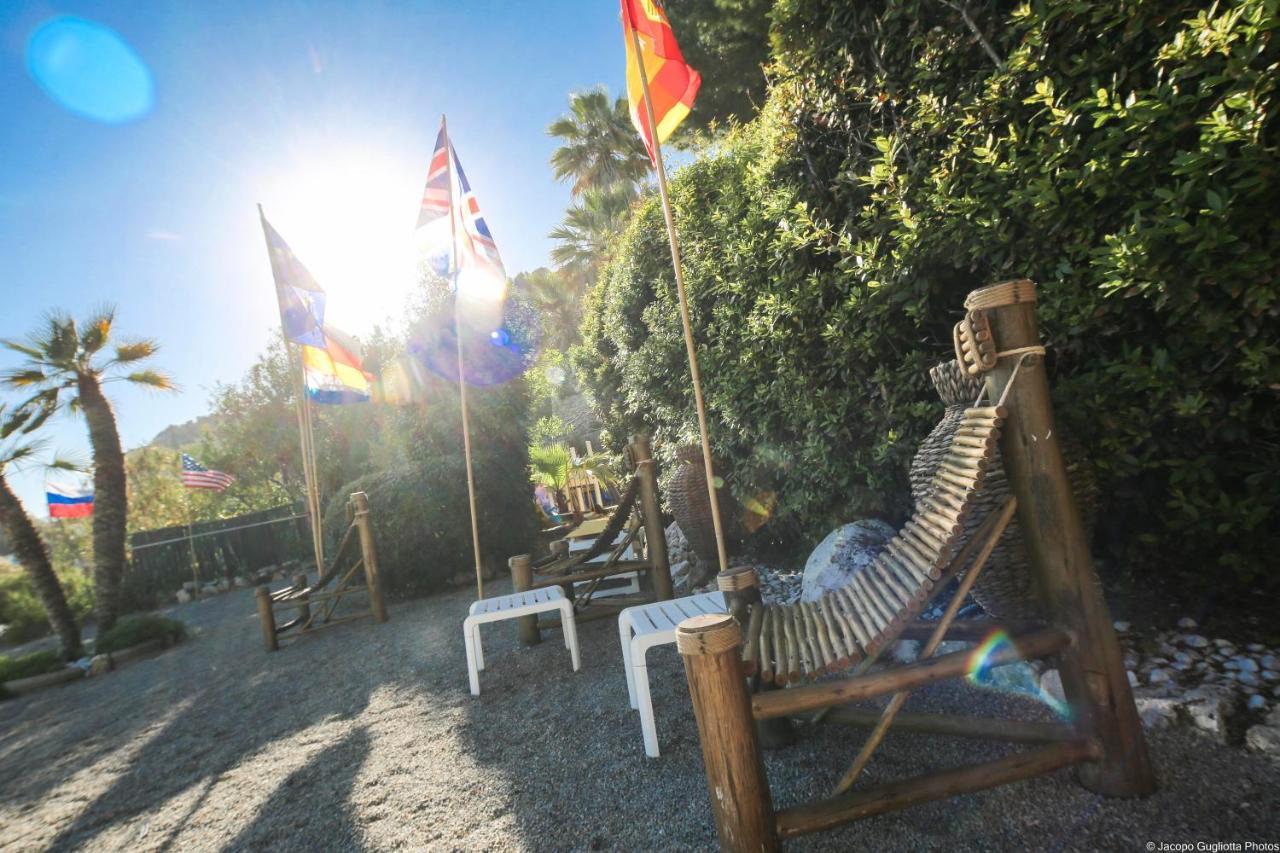 Locanda Baia Beniamin Grimaldi  Bagian luar foto