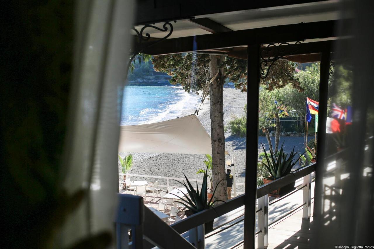 Locanda Baia Beniamin Grimaldi  Bagian luar foto