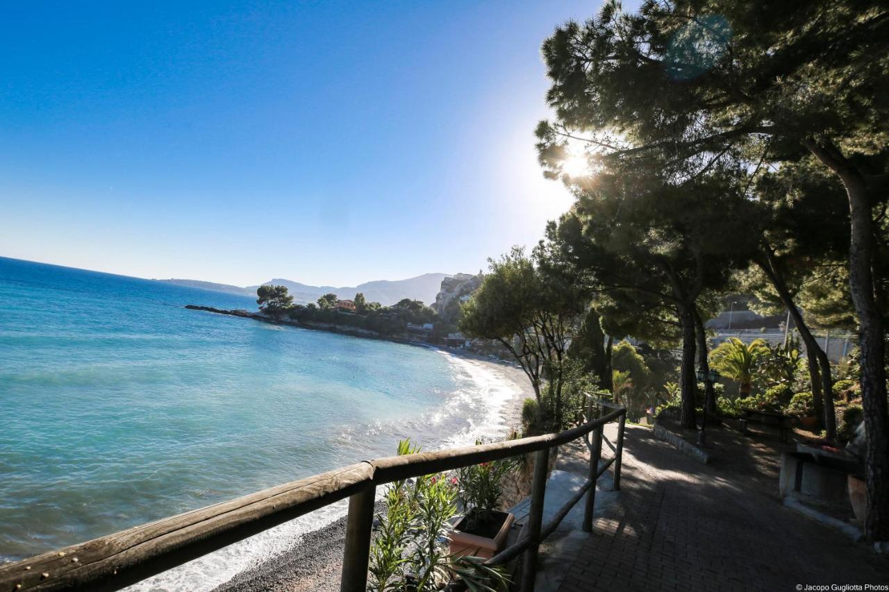 Locanda Baia Beniamin Grimaldi  Bagian luar foto