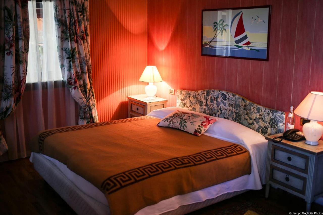 Locanda Baia Beniamin Grimaldi  Bagian luar foto